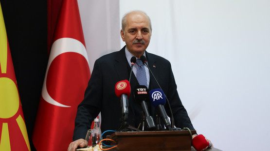 Uluslararası Maarif Okulu 21 Aralık T&uuml;rk&ccedil;e Eğitim Bayramı Programı'nda Katılımcılara Hitap