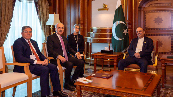 Pakistan Cumhurbaşkanı Asıf Ali Zardari ile G&ouml;r&uuml;şme