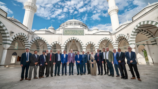 Amerika Birleşik Devletleri'ndeki M&uuml;sl&uuml;man Toplumun Liderleriyle G&ouml;r&uuml;şme