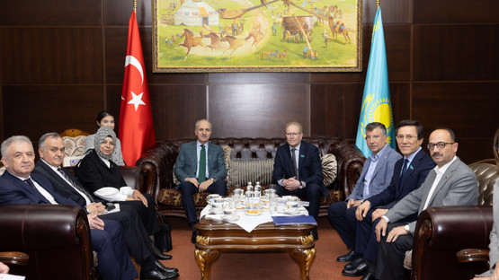 Kazakistan Havaalanı Karşılama
