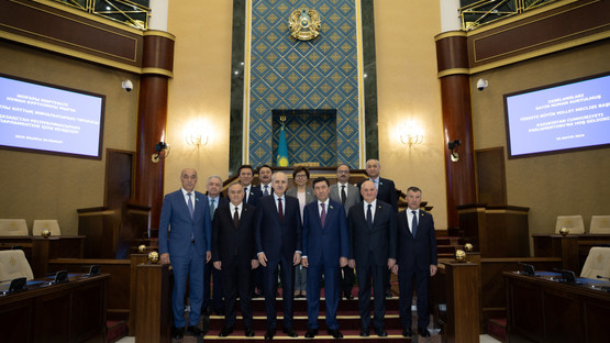 Kazakistan Cumhuriyeti Meclis Başkanı Yerlan Koşanov ile G&ouml;r&uuml;şme