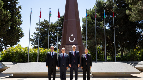 T&uuml;rk Şehitliği'ni Ziyaret