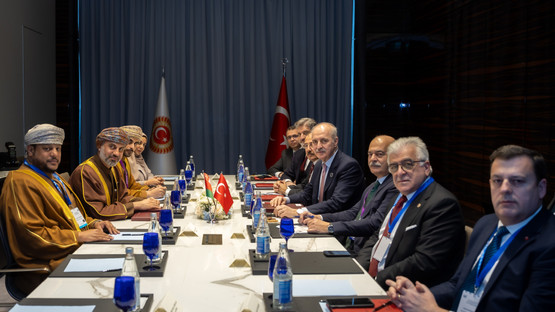 Umman Şura Meclisi Başkanı Khalid Bin Hilal Bin Nasser Al Maawali ile G&ouml;r&uuml;şme