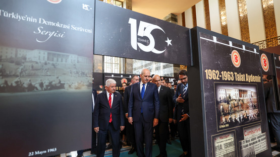 TBMM Başkanı Kurtulmuş, “Türkiye'nin Demokrasi Serüveni Sergisi”nin Açılışını Gerçekleştirdi - Resim: 2