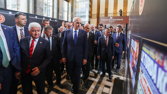 TBMM Başkanı Kurtulmuş, “Türkiye'nin Demokrasi Serüveni Sergisi”nin Açılışını Gerçekleştirdi - Resim: 3