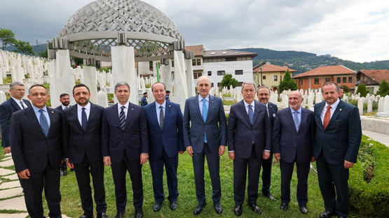 TBMM Başkanı Kurtulmuş, Aliya İzzetbegoviç'in Kabrini Ziyaret Etti - Resim: 3