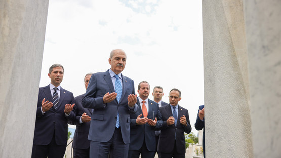 TBMM Başkanı Kurtulmuş, Aliya İzzetbegoviç'in Kabrini Ziyaret Etti - Resim: 4