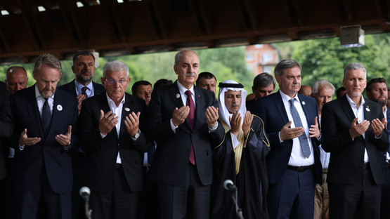 TBMM Başkanı Kurtulmuş, Srebrenitsa Soykırımı'nın 7 Kurbanının Defin Törenine Katıldı - Resim: 4