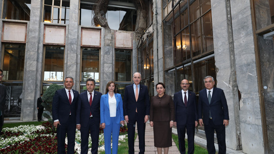 &Ouml;zbekistan Ali Meclisi Senato Başkanı Tanzila Narbayeva ile 15 Temmuzda Bombalanan Yerin Ziyareti