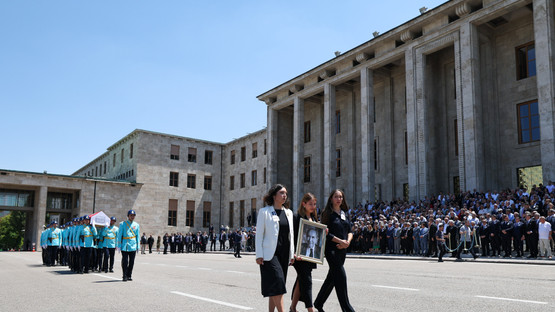 Eski CHP Genel Başkanı Altan Öymen İçin Meclis'te Cenaze Töreni Düzenlendi - Resim: 3