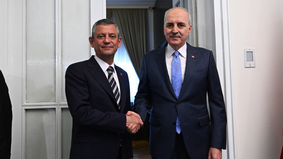 TBMM Başkanı Kurtulmuş, CHP Genel Başkanı Özel’i Ziyaret Etti - Resim: 1