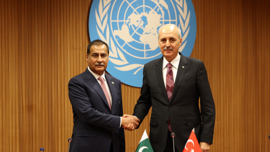 TBMM BAŞKANI KURTULMUŞ, PAKİSTAN ULUSAL MECLİS BAŞKANI SADIK İLE GÖRÜŞTÜ - Resim: 1