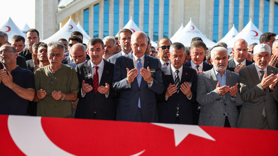 TBMM Başkanı Kurtulmuş, Akut Gönüllüleri İçin Düzenlenen Cenaze Törenine Katıldı - Resim: 7