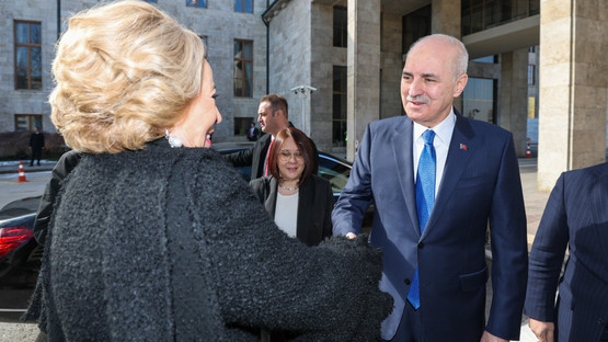 Rusya Federasyonu Konsey Başkanı Valentina Matviyenko'yu Karşılama