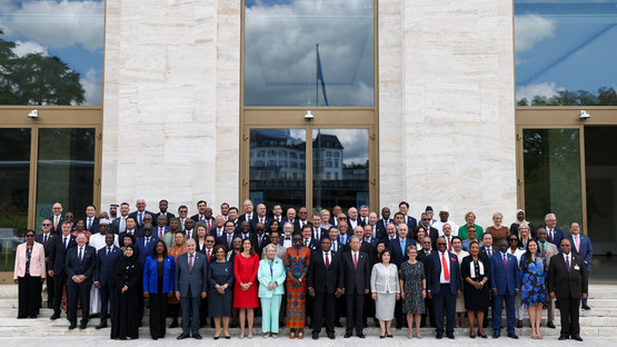 Konferansa Katılan Parlamento Başkanları ile Aile Fotoğrafı