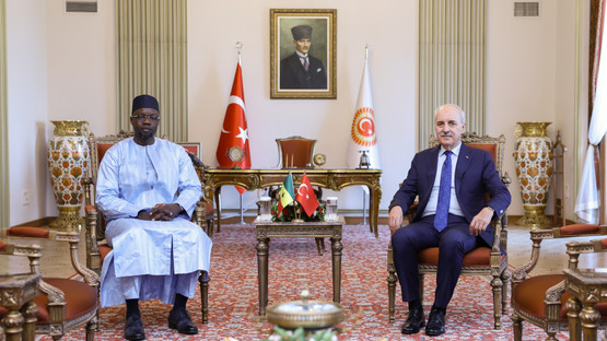 TBMM BAŞKANI KURTULMUŞ, SENEGAL BAŞBAKANI SONKO İLE GÖRÜŞTÜ - Resim: 2