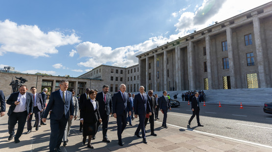 Angola Meclis Başkanı Carolina Cerqueira ve Beraberindeki Heyetle Y&uuml;r&uuml;y&uuml;ş