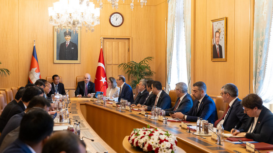 Kambo&ccedil;ya Senato Başkanı Hun Sen ve Beraberindeki Heyetle Heyetlerarası G&ouml;r&uuml;şme