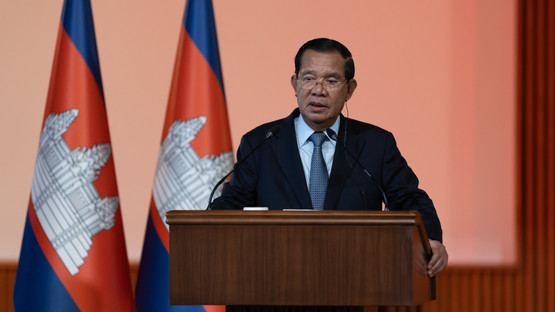 Kambo&ccedil;ya Senato Başkanı Hun Sen ile Ortak Basın Toplantısı