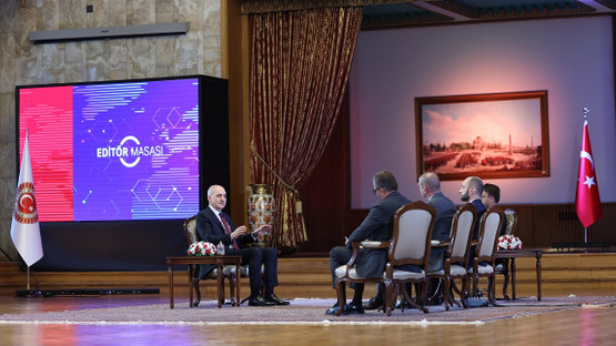 TBMM BAŞKANI KURTULMUŞ, AA EDİTÖR MASASI’NDA SORULARI YANITLADI - Resim: 9