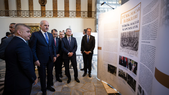 Macaristan Ulusal Meclis Başkanı Laszlo Kover'ın Sergi Alanının Ziyareti
