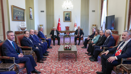 Filistin Devlet Başkanı Mahmud Abbas ve Beraberindeki Heyet ile Makamda G&ouml;r&uuml;şme