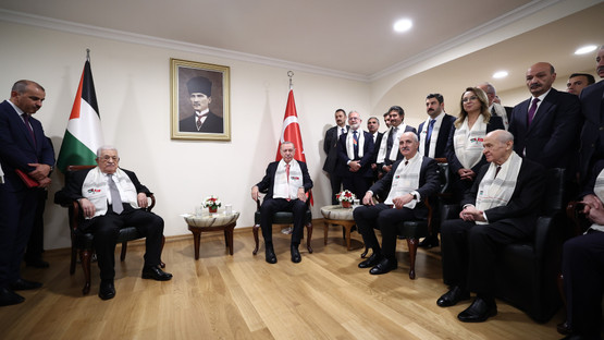 Filistin Devlet Başkanı Mahmud Abbas ile Genel Kurul Makamda G&ouml;r&uuml;şme