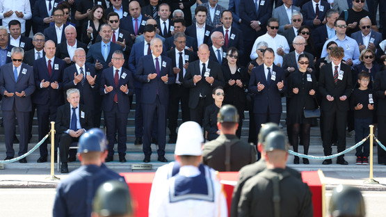 ESKİ TBMM BAŞKANI KARAKAŞ İÇİN MECLİS'TE CENAZE TÖRENİ DÜZENLENDİ - Resim: 4