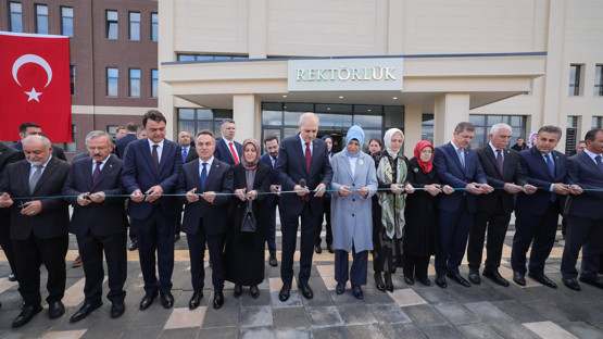 TBMM Başkanı Kurtulmuş, Tokat Gaziosmanpaşa Üniversitesi Yeni Rektörlük Binasının Açılışını Yaptı - Resim: 2