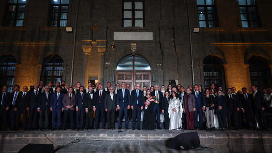 TBMM Başkanı Kurtulmuş, Antakya Medeniyetler Korosu Konserini Dinledi - Resim: 5