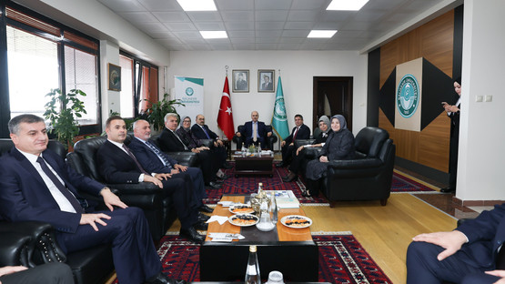 TBMM Başkanı Kurtulmuş, Balıkesir Üniversitesi’ni Ziyaret Etti - Resim: 2