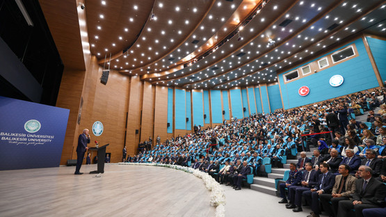 TBMM Başkanı Kurtulmuş, Balıkesir Üniversitesi 2025-2026 Akademik Yılı Açılış Töreni'nde Konuştu - Resim: 10