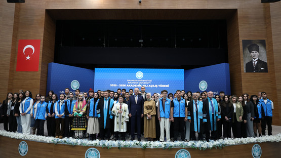 TBMM Başkanı Kurtulmuş, Balıkesir Üniversitesi 2025-2026 Akademik Yılı Açılış Töreni'nde Konuştu - Resim: 7