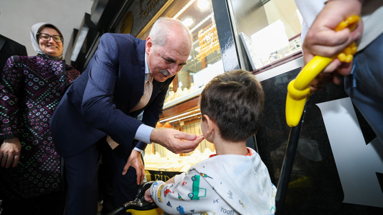 TBMM Başkanı Kurtulmuş, Balıkesir’de Vatandaşlarla Bir Araya Geldi - Resim: 14