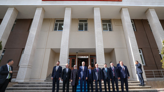 TBMM Başkanı Kurtulmuş, Balıkesir’de Valilik ve Büyükşehir Belediyesini Ziyaret Etti - Resim: 4