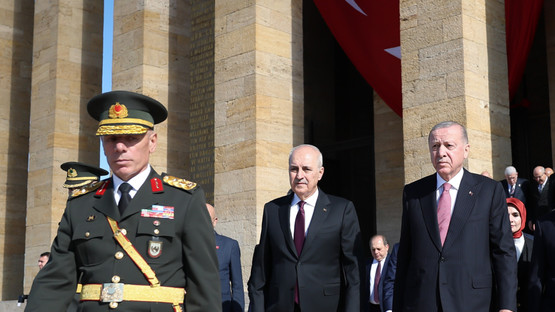 Cumhurbaşkanı Erdoğan Başkanlığındaki Devlet Erkanı Anıtkabir'i Ziyaret Etti - Resim: 12