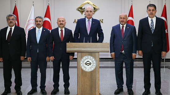 TBMM Başkanı Kurtulmuş, Adıyaman’da Valilik ve Belediyeyi Ziyaret Etti - Resim: 1