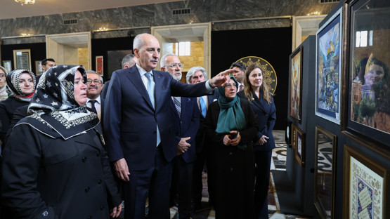 TBMM Başkanı Kurtulmuş, TBMM’deki “Hilalin Işığında” Sergisini Gezdi - Resim: 11