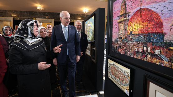 TBMM Başkanı Kurtulmuş, TBMM’deki “Hilalin Işığında” Sergisini Gezdi - Resim: 9