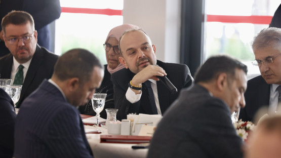 TBMM Başkanı Kurtulmuş, Gazetecilerle Bir Araya Geldi - Resim: 12