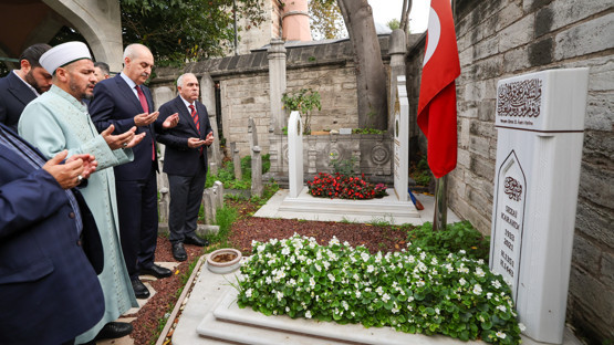 TBMM Başkanı Kurtulmuş, Sezai Karakoç ve Prof. Dr. İlhan Varank’ın Kabirlerini Ziyaret Etti - Resim: 3