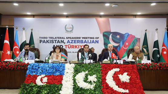 Azerbaycan, Pakistan ve T&uuml;rkiye &Uuml;&ccedil;l&uuml; Parlamento Başkanları İcra Toplantısı'na Katılım