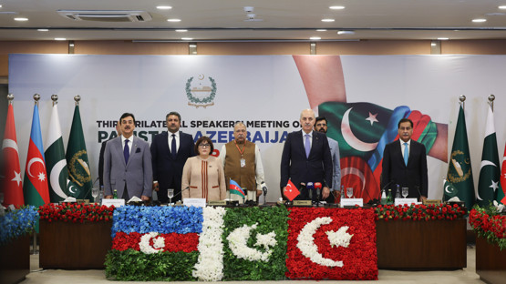 Azerbaycan, Pakistan ve T&uuml;rkiye &Uuml;&ccedil;l&uuml; Parlamento Başkanları A&ccedil;ılış Toplantısı'na Katılım