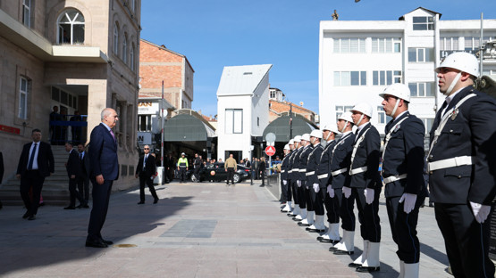TBMM Başkanı Kurtulmuş, Aksaray Valiliğini Ziyaret Etti - Resim: 3