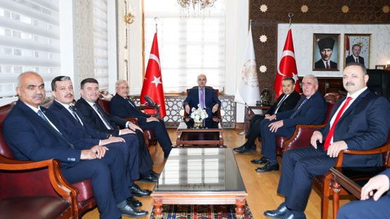 TBMM Başkanı Kurtulmuş, Aksaray Valiliğini Ziyaret Etti - Resim: 4