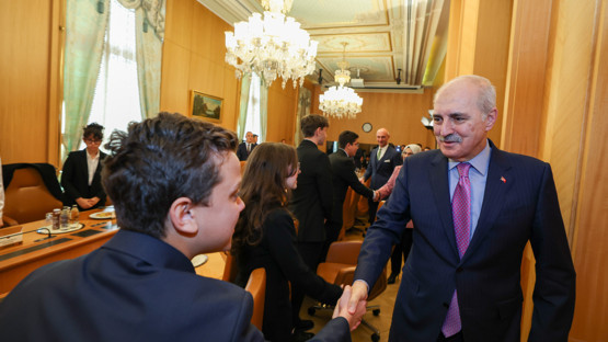 TBMM Başkanı Kurtulmuş, Bakan Göktaş İle Ulusal Çocuk Forumu Temsilcilerini Kabul Etti - Resim: 2