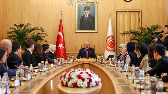 TBMM Başkanı Kurtulmuş, Bakan Göktaş İle Ulusal Çocuk Forumu Temsilcilerini Kabul Etti - Resim: 1