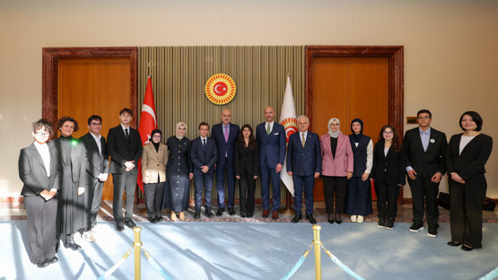 TBMM Başkanı Kurtulmuş, Bakan Göktaş İle Ulusal Çocuk Forumu Temsilcilerini Kabul Etti - Resim: 10