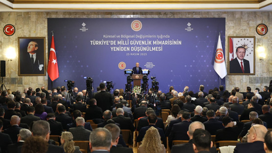 TBMM Başkanı Kurtulmuş, "Türkiye'de Milli Güvenlik Mimarisinin Yeniden Düşünülmesi" Programında Konuştu - Resim: 10