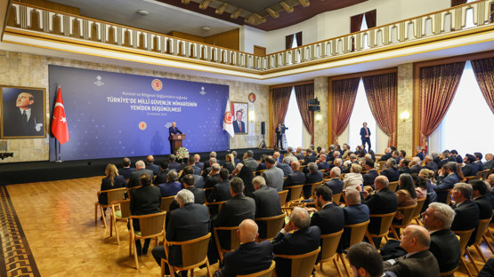 TBMM Başkanı Kurtulmuş, "Türkiye'de Milli Güvenlik Mimarisinin Yeniden Düşünülmesi" Programında Konuştu - Resim: 7